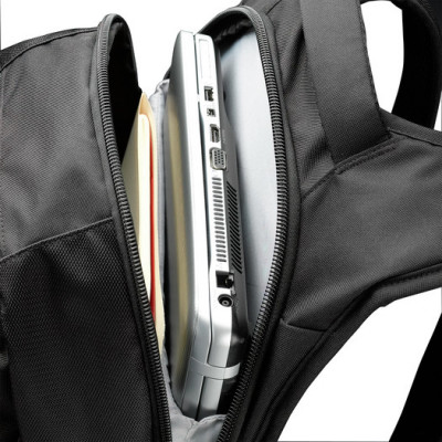 Case Logic Sporty DLBP-116 Black sacoche d'ordinateurs portables 40,6 cm (16") Étui sac à dos Noir
