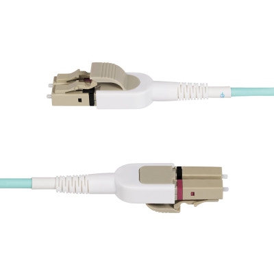 StarTech.com 450FBLCLC5SW fibre optic cable 5 m LC LOMM OM4 Aqua colour