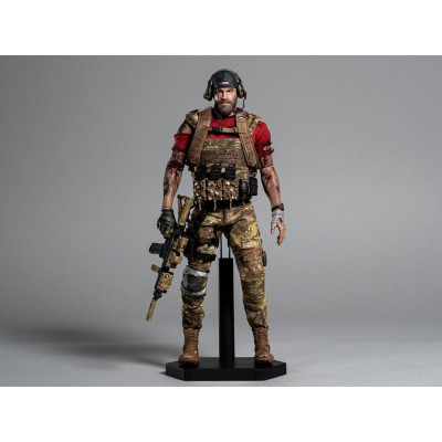 Tom Clancy's Ghost Recon: Breakpoint Gold Edition + Nomad Figure - PS4