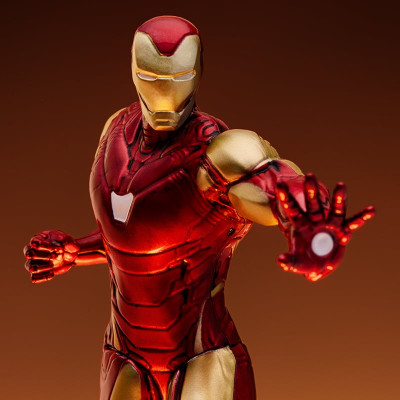 Marvel - Iron Man Diorama Light
