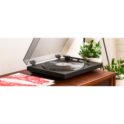 Sony Turntable with Bluetooth Designed