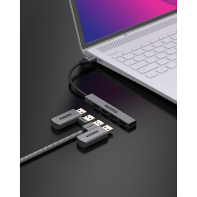 USB-A to 4x USB-A Nano hub