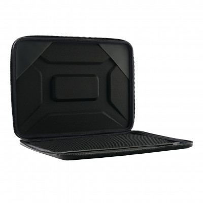 Urban Armor Gear 981890114040 tablet case 33 cm (13") Sleeve case Black